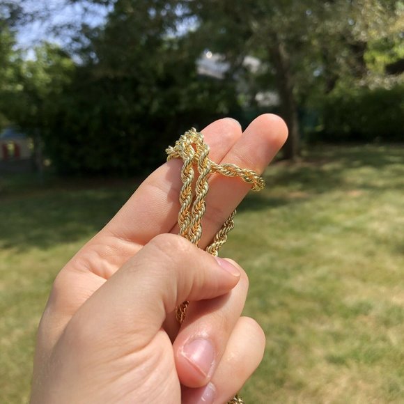 14k Gold Layered 24in 5mm Rope Chain Necklace - Picture 4 of 5